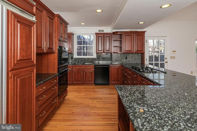 40 GOVERNORS LN, Princeton, NJ 08540