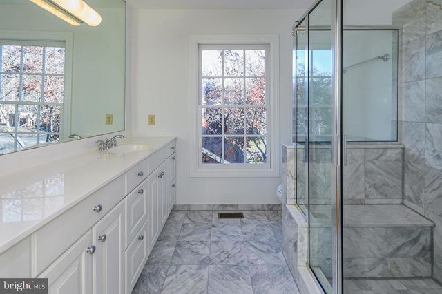 40 GOVERNORS LN, Princeton, NJ 08540