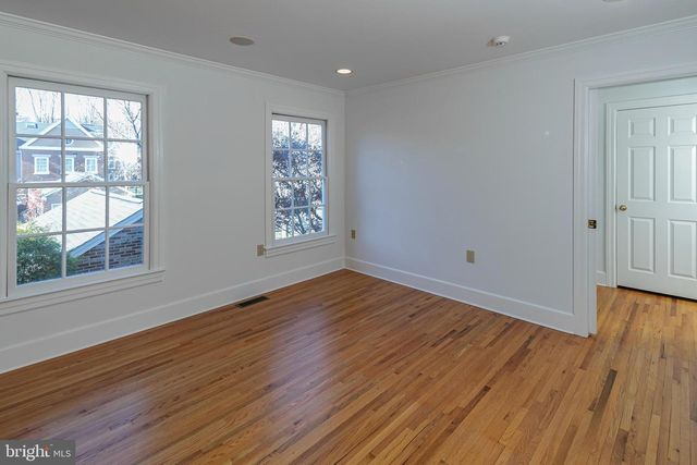 40 GOVERNORS LN, Princeton, NJ 08540