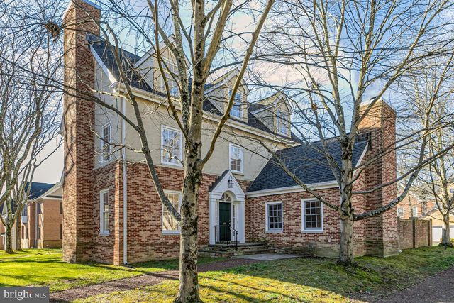 40 GOVERNORS LN, Princeton, NJ 08540