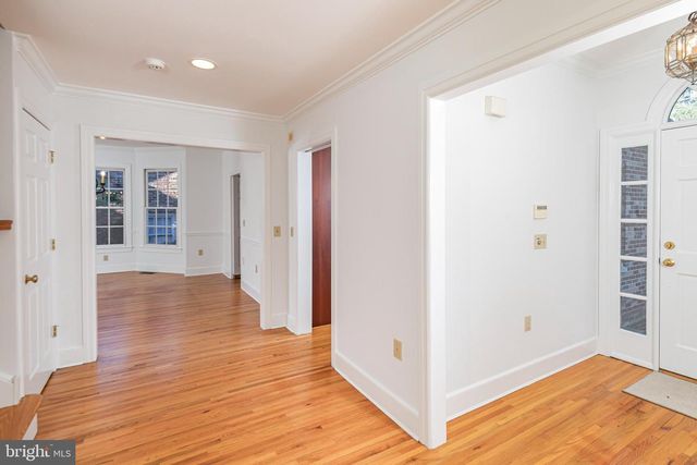 40 GOVERNORS LN, Princeton, NJ 08540