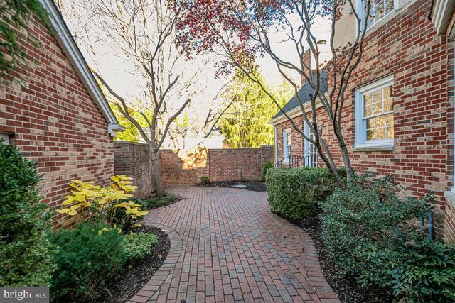 40 GOVERNORS LN, Princeton, NJ 08540