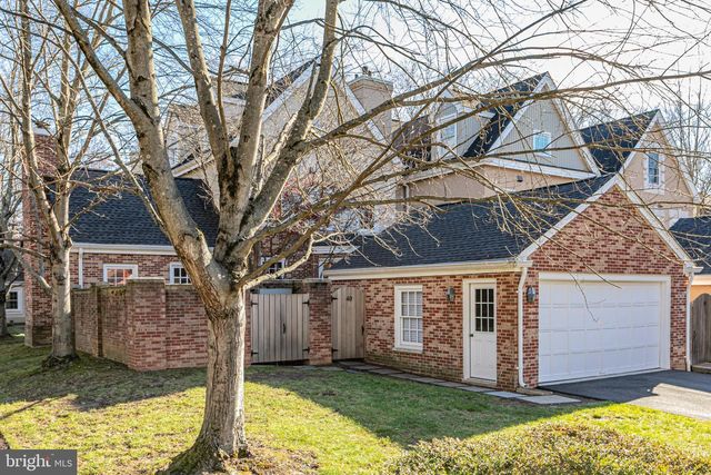 40 GOVERNORS LN, Princeton, NJ 08540