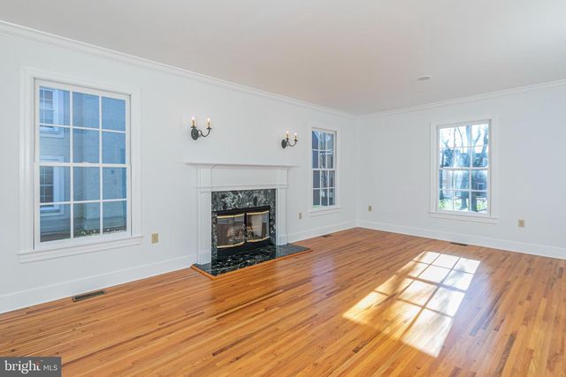 40 GOVERNORS LN, Princeton, NJ 08540