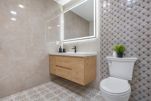 1485 Jefferson Road, Hoffman Estates, IL 60169