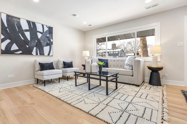 1485 Jefferson Road, Hoffman Estates, IL 60169