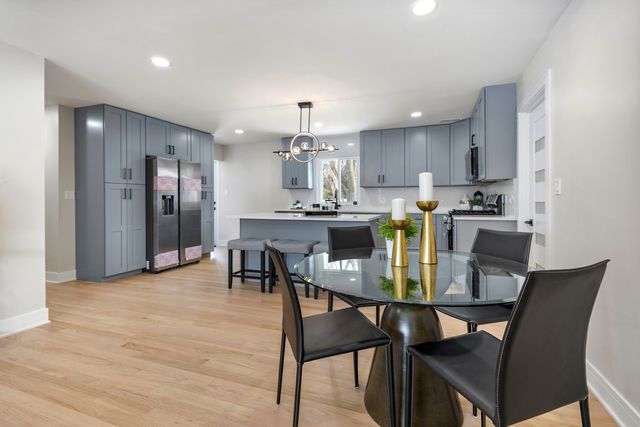 1485 Jefferson Road, Hoffman Estates, IL 60169