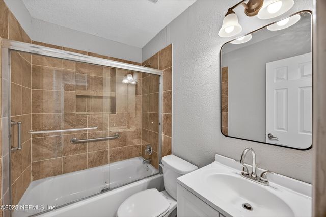 6952 GOLDILOCKS Lane, Jacksonville, FL 32210