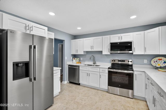 6952 GOLDILOCKS Lane, Jacksonville, FL 32210
