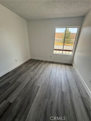 700 West La Veta Avenue E4, Orange, CA 92868