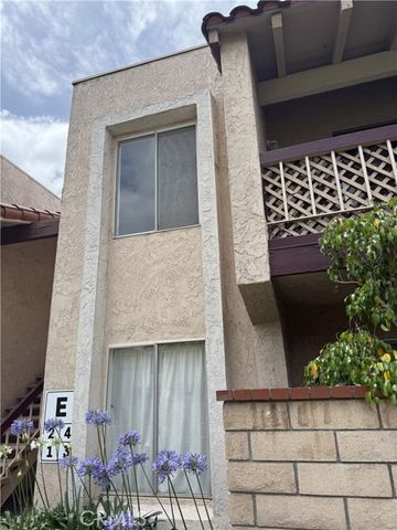 700 West La Veta Avenue E4, Orange, CA 92868