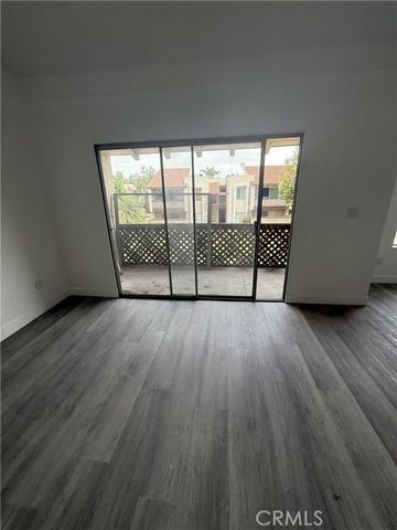 700 West La Veta Avenue E4, Orange, CA 92868