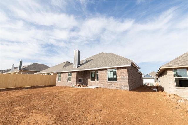 3800 Lynne Avenue, Edmond, OK 73012