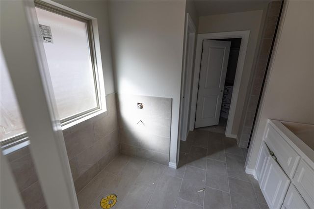 3800 Lynne Avenue, Edmond, OK 73012