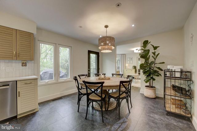 9124 VENDOME DR, Bethesda, MD 20817