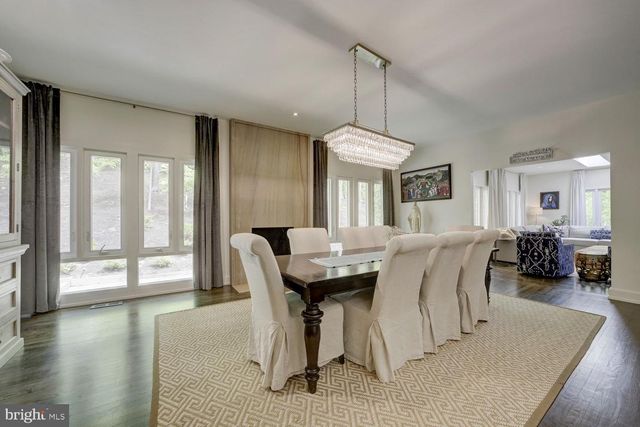 9124 VENDOME DR, Bethesda, MD 20817