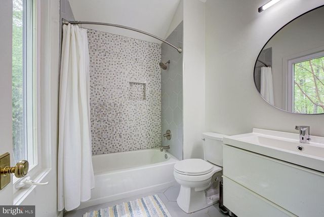 9124 VENDOME DR, Bethesda, MD 20817