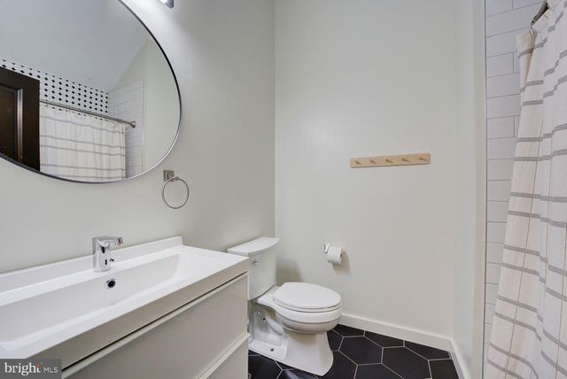 9124 VENDOME DR, Bethesda, MD 20817