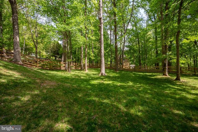 9124 VENDOME DR, Bethesda, MD 20817