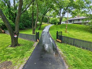 9800 Hutton Road, Kansas City, KS 66109