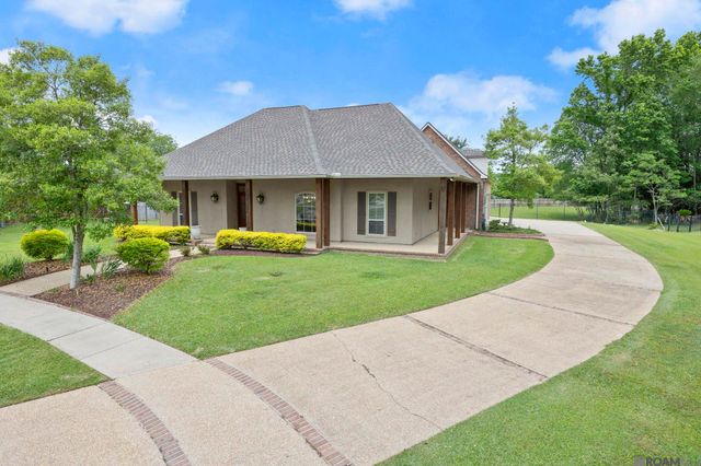 4279 Cypress Pointe Dr, Zachary, LA 70791