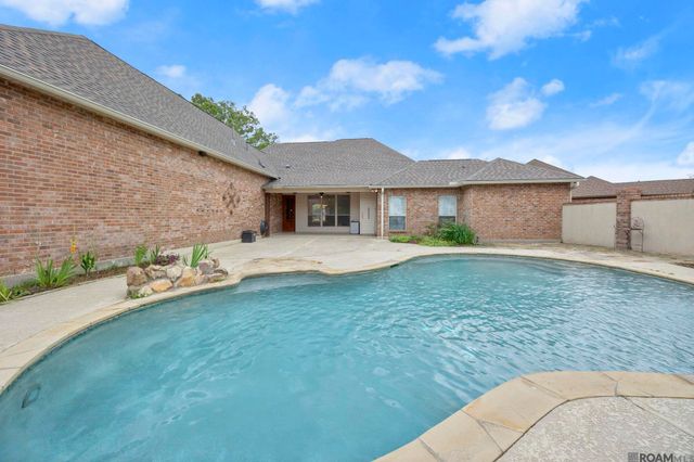 4279 Cypress Pointe Dr, Zachary, LA 70791