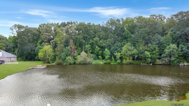 4279 Cypress Pointe Dr, Zachary, LA 70791