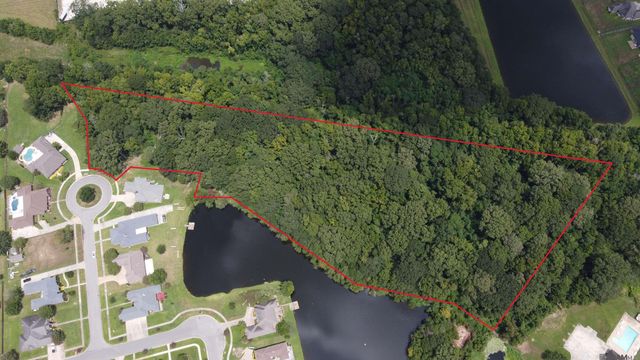 4279 Cypress Pointe Dr, Zachary, LA 70791