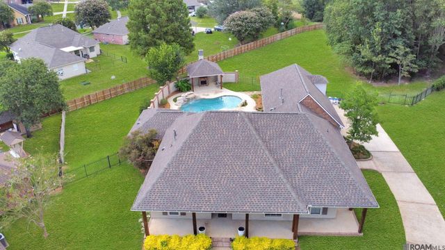 4279 Cypress Pointe Dr, Zachary, LA 70791