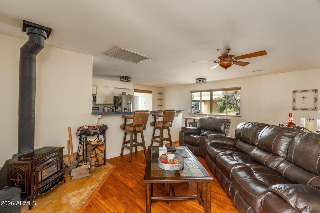Image 11 of property listing at 3355 S OWL SLICK Road, Cornville, AZ 86325