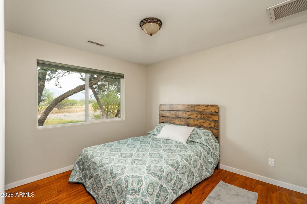 Image 19 of property listing at 3355 S OWL SLICK Road, Cornville, AZ 86325
