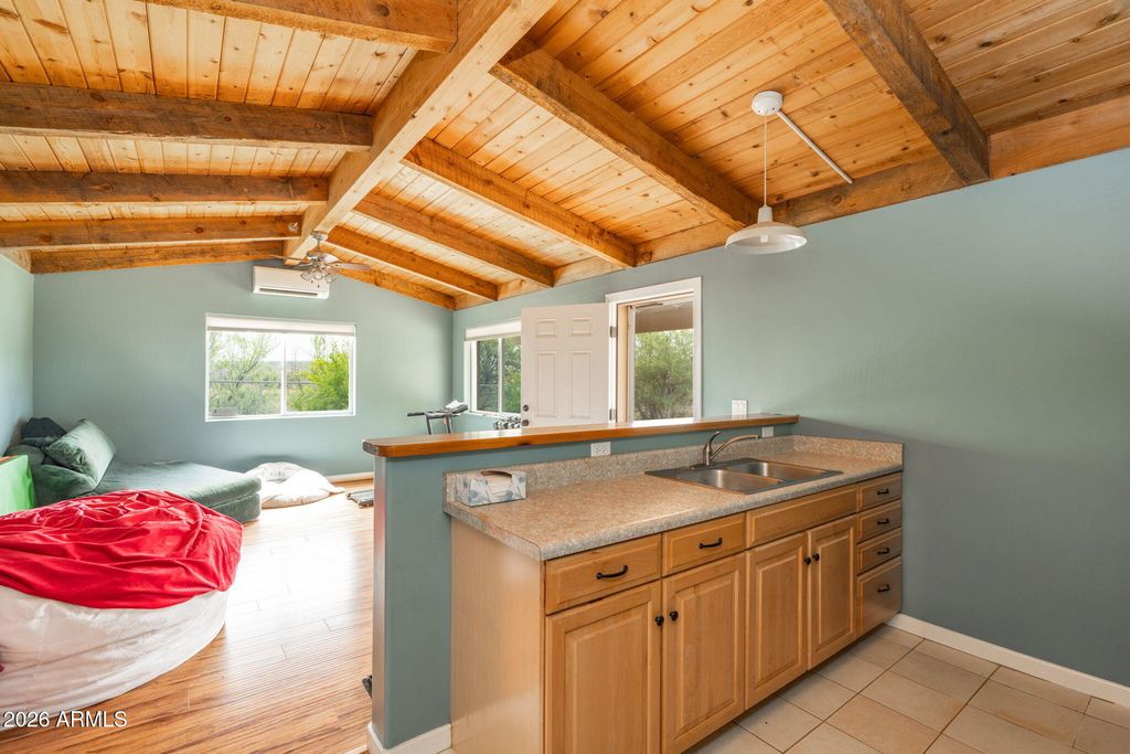 Image 26 of property listing at 3355 S OWL SLICK Road, Cornville, AZ 86325