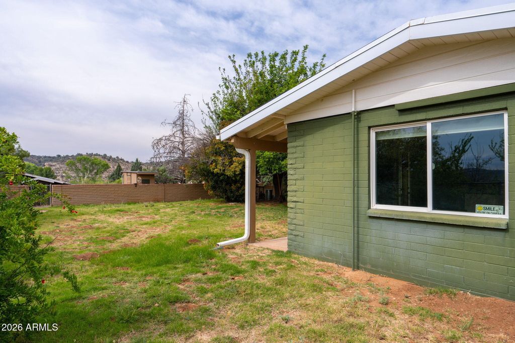 Image 33 of property listing at 3355 S OWL SLICK Road, Cornville, AZ 86325