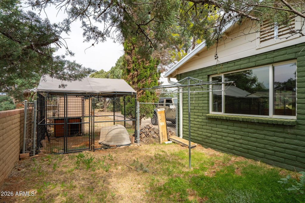Image 36 of property listing at 3355 S OWL SLICK Road, Cornville, AZ 86325