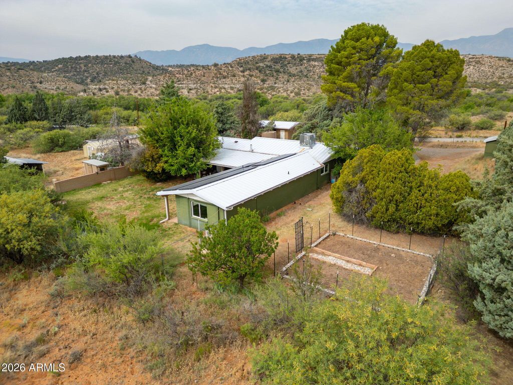 Image 48 of property listing at 3355 S OWL SLICK Road, Cornville, AZ 86325