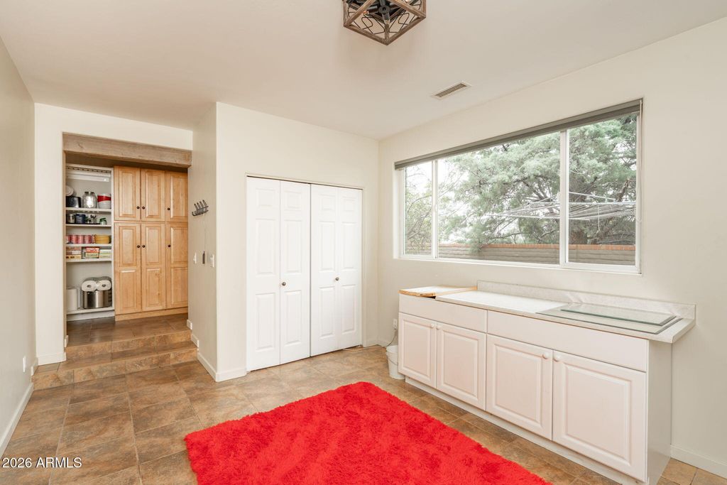 Image 6 of property listing at 3355 S OWL SLICK Road, Cornville, AZ 86325