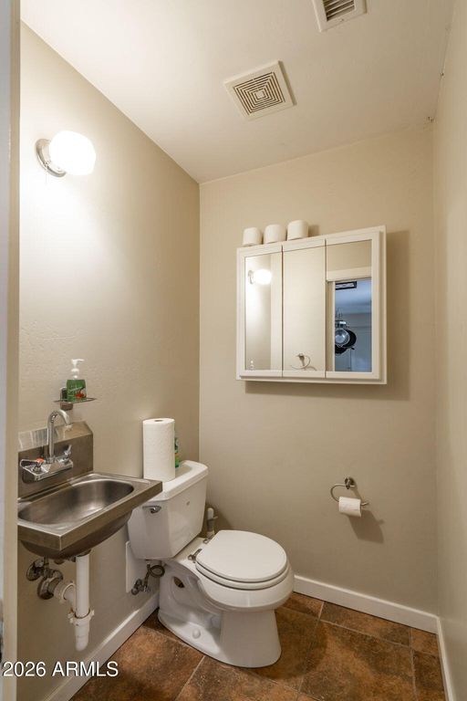 Image 9 of property listing at 3355 S OWL SLICK Road, Cornville, AZ 86325