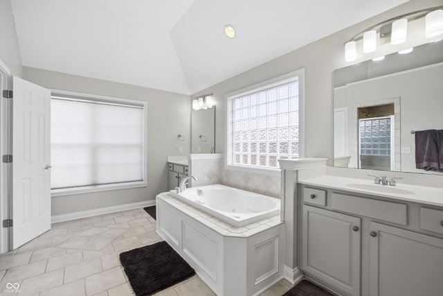 10759 Giselle Way, Fishers, IN 46040