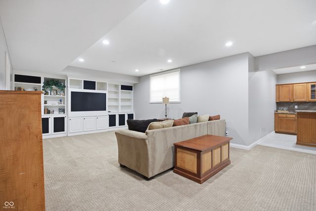 10759 Giselle Way, Fishers, IN 46040