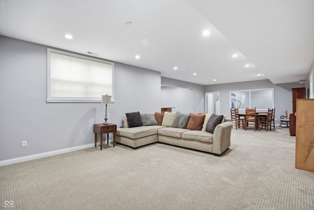 10759 Giselle Way, Fishers, IN 46040