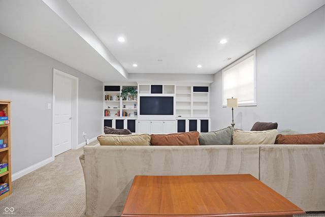 10759 Giselle Way, Fishers, IN 46040