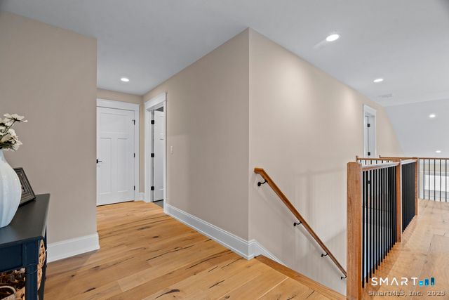 27 Soderman Way 27, Cheshire, CT 06410