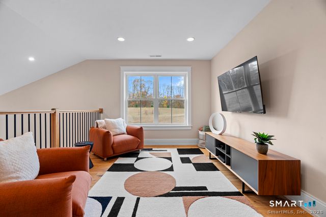 27 Soderman Way 27, Cheshire, CT 06410