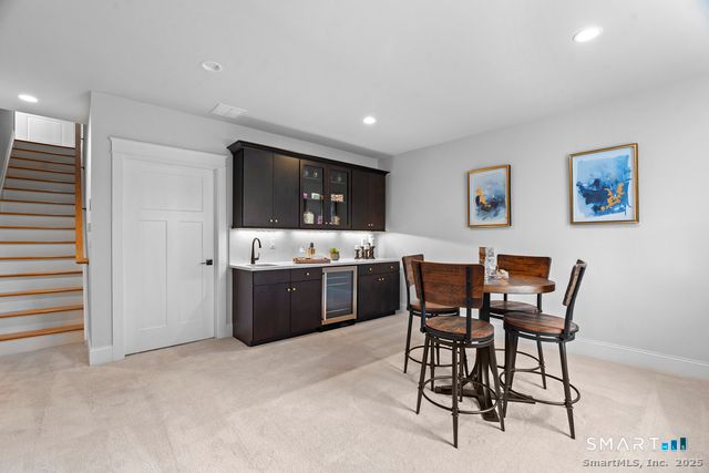 27 Soderman Way 27, Cheshire, CT 06410