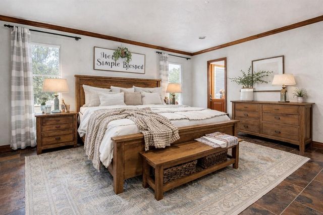 5840 Stewart Drive, Mustang, OK 73064