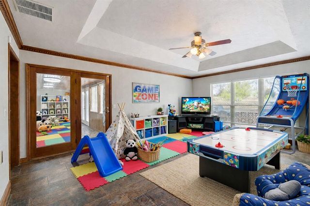 5840 Stewart Drive, Mustang, OK 73064