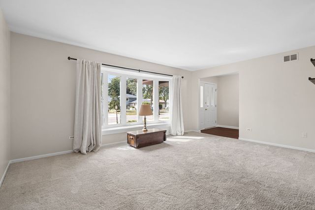 5222 Laramie Court, Oak Forest, IL 60452