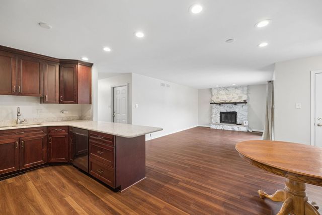5222 Laramie Court, Oak Forest, IL 60452