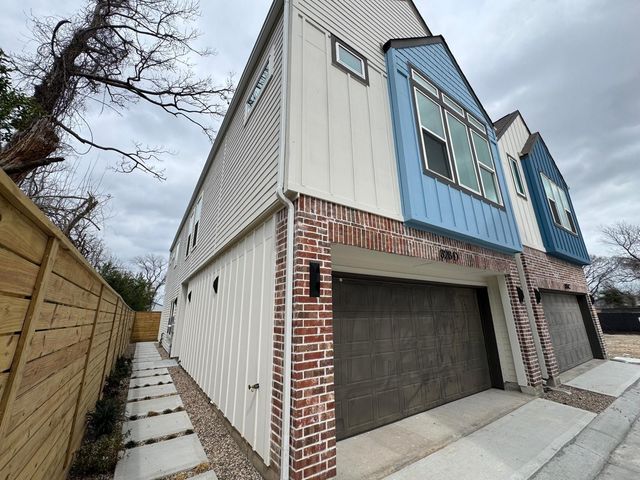 328 Janisch D, Houston, TX 77018