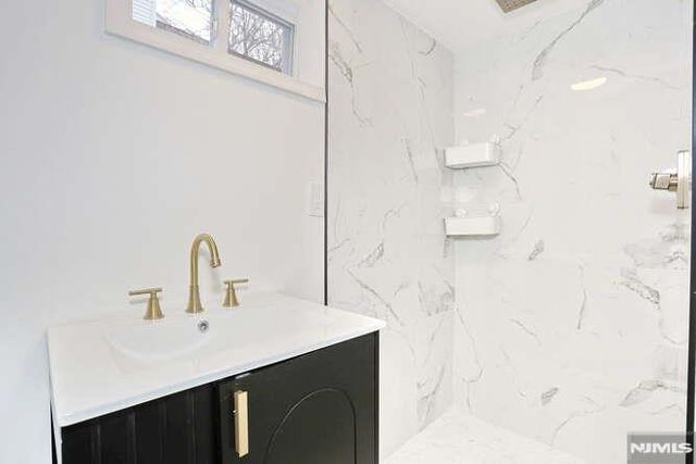 38 Chestnut Avenue, Bogota, NJ 07603